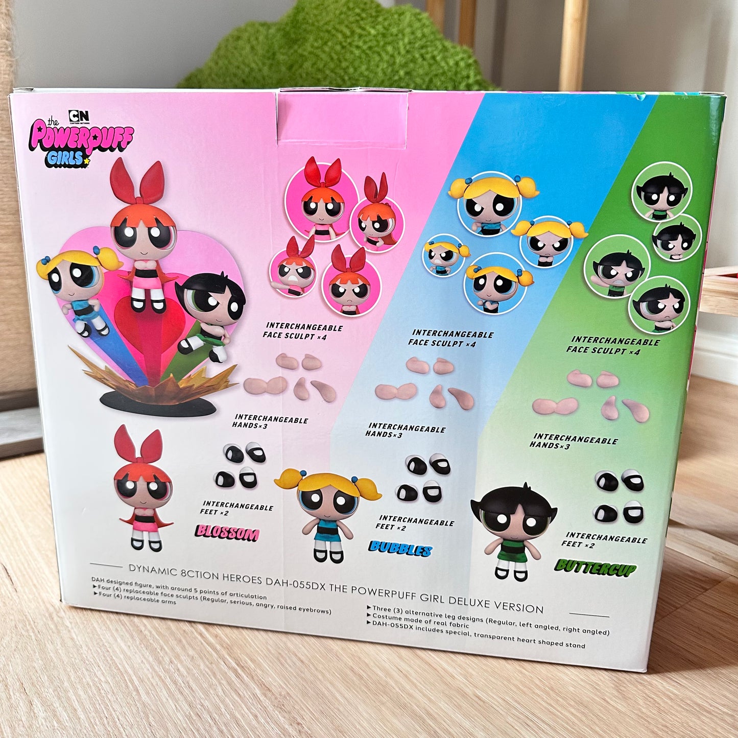 Powerpuff Girls Deluxe Dynamic 8ction Heroes 8” Action Figure Set - DX Version (Pre-Loved)