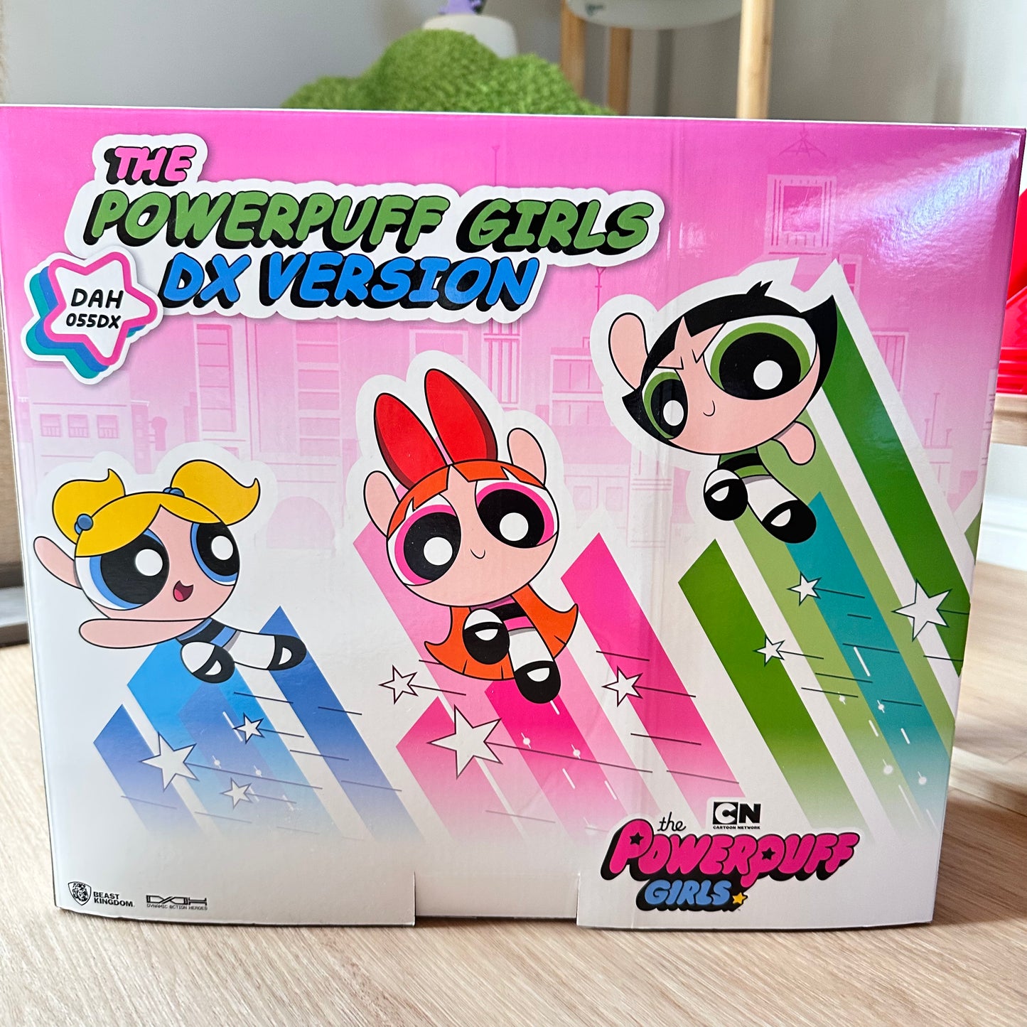 Powerpuff Girls Deluxe Dynamic 8ction Heroes 8” Action Figure Set - DX Version (Pre-Loved)